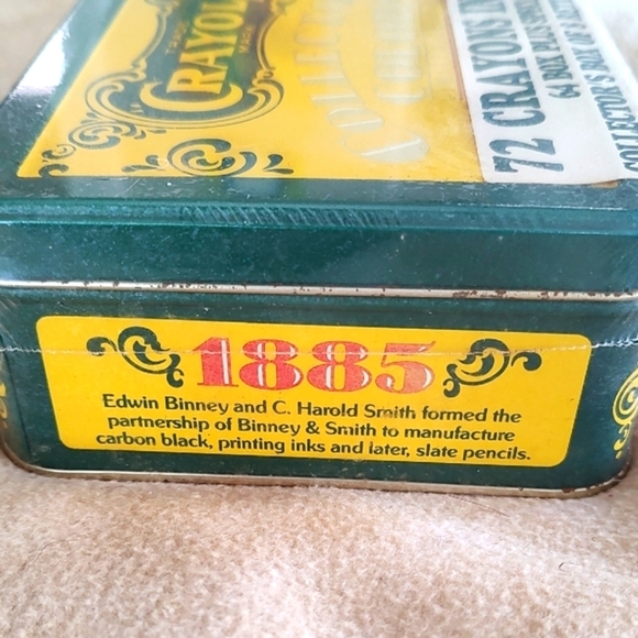 Crayola Collector Colors Tin Box Crayons Never Opened Circa 1991 - Picture 4 of 12
